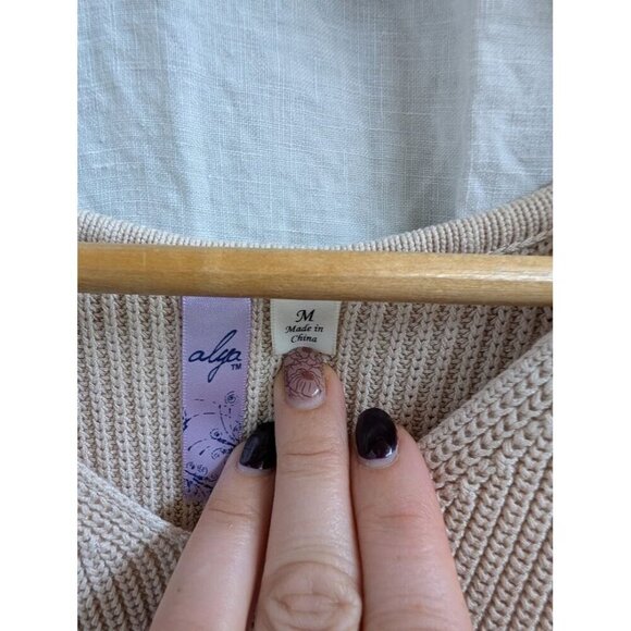 Alga v neck knit sweater tank with knotted front | tan women's size Medium A2 - Picture 3 of 8